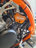 FM-PARTS OSŁONA CZUJNIKA TPS KTM/HUSQVARNA EXC/TE TPI '24 TBI KOLOR NIEBIESKI