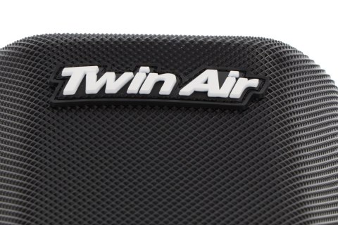 TWIN AIR POKROWIEC/POSZYCIE NA SIEDZENIE KTM SX/SX-F/EXC/EXC-F/XC '19-'22; GAS GAS EC/EX/MC/ '21-'22 TWIN AIR POKROWIEC/POSZYCIE NA SIEDZENIE KTM SX/SX-F/EXC/EXC-F/XC '19-'22; GAS GAS EC/EX/MC/ '21-'22