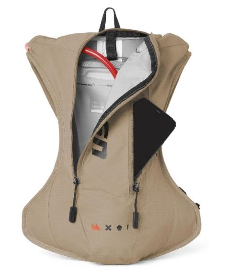 USWE CAMEL BAG OUTLANDER 4 SAND KOLOR ŻÓŁTY MOTO/ROWER POJEMNOŚĆ 3L PŁYN (3L PŁYN+4L PLECAK) USWE CAMEL BAG OUTLANDER 4 SAND KOLOR ŻÓŁTY MOTO/ROWER POJEMNOŚĆ 3L PŁYN (3L PŁYN+4L PLECAK)