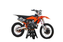 UFO 2025/04 KOMPLET PLASTIKÓW (FULL KIT) Z OSŁONAMI TELESKOPÓW (AMORTYZATORÓW) KTM SX 125 / 150 / 250 / 300 '25, SXF (SX-F) 250 