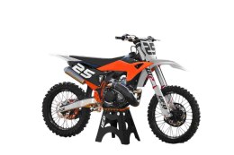 UFO 2025/04 KOMPLET PLASTIKÓW (FULL KIT) Z OSŁONAMI TELESKOPÓW (AMORTYZATORÓW) KTM SX 125 / 150 / 250 / 300 '25, SXF (SX-F) 250 