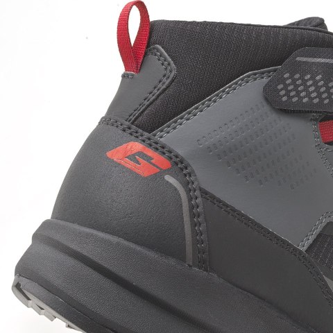 GAERNE BUTY TURYSTYCZNE KRÓTKIE G_NEXO AQUATECH BLACK/RED KOLOR CZARNY/CZERWONY ROZMIAR 47